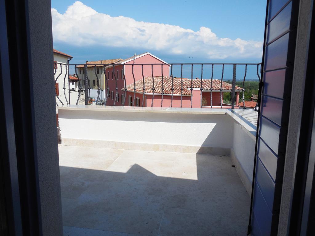 Stone House Apartments Brtonigla Dış mekan fotoğraf